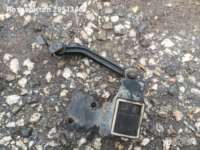 кантар за въздушно окачване Mercedes ML W164 0105427717