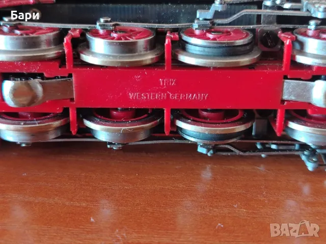 Парен локомотив Trix International (DC)HO BR 92 692 от серията DB, снимка 9 - Колекции - 50295474