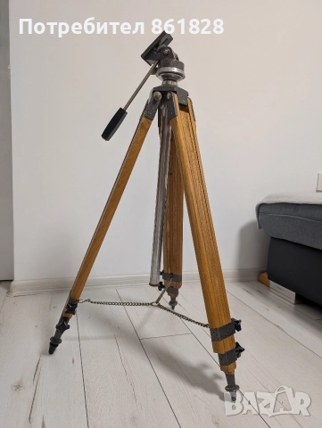 Дървен статив за камера