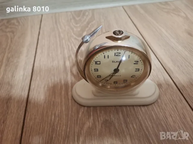 Стар рядък будилник, снимка 3 - Антикварни и старинни предмети - 55903583