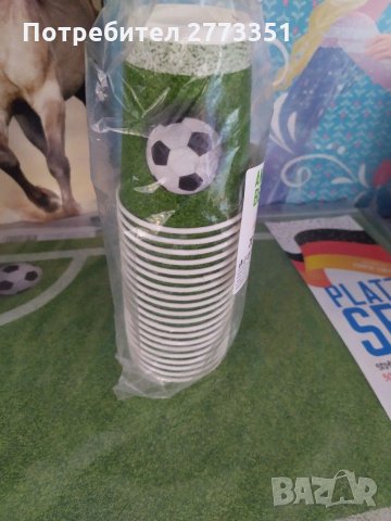 Подложна салфетка,чаши и ролка с футболни мотиви, снимка 2 - Други - 30027368