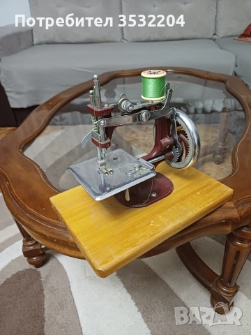Колекционерска шевна машина, снимка 2 - Колекции - 53088349
