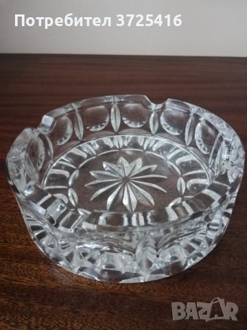 Нов луксозен кристален пепелник