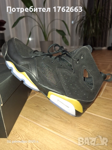 Маратонки Jordan 44, снимка 2 - Маратонки - 52630943