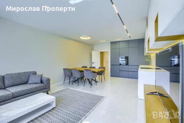 Продава се тристаен апартамент в квартал Лозенец