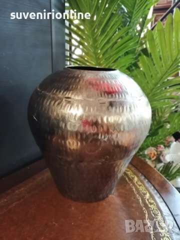 Метална ваза, снимка 2 - Вази - 37034366