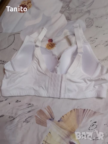 Нов бял сутиен, снимка 2 - Бельо - 51010363