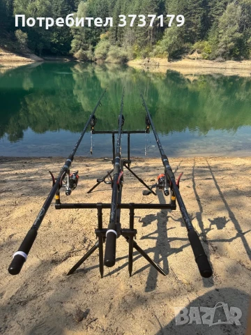 Продавам шаранджийски въдици със стойка , снимка 1