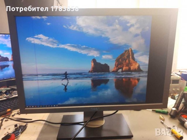 Dell 2709WB с дефектна матрица. На части или цял, снимка 2 - Монитори - 30333873