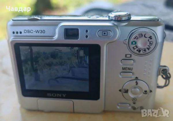 Фотоапарат Sony dsc W30, снимка 2 - Видеокарти - 55843869