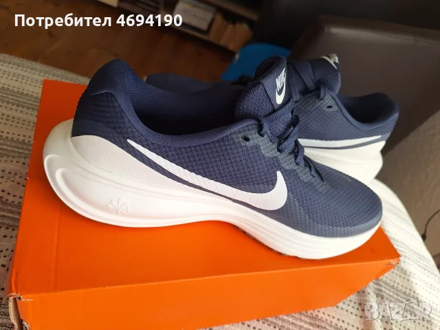 Оригинални маратонки Nike, снимка 3 - Маратонки - 56138409