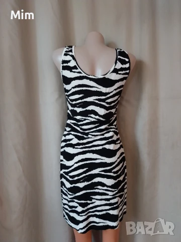 М Къса рокля в бяло и черно/принт /, снимка 3 - Рокли - 50670502
