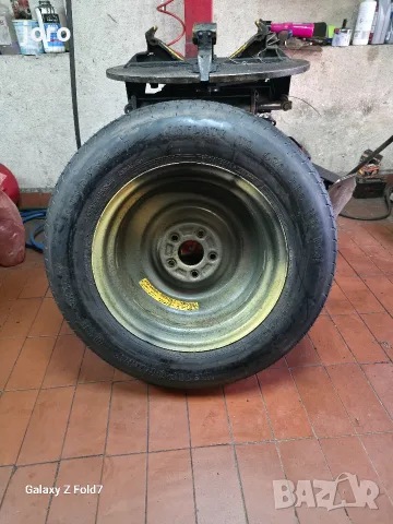 Патерица Hyundai IX35 , снимка 4 - Гуми и джанти - 55969270