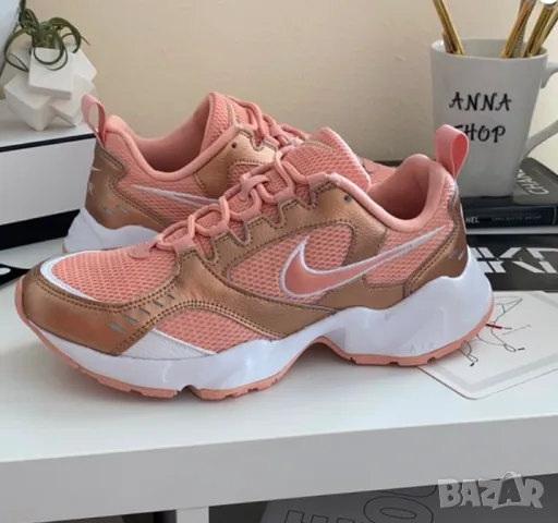 Nike Air Heights номер 40 ,5 оригинални маратонки , снимка 5 - Маратонки - 50276651
