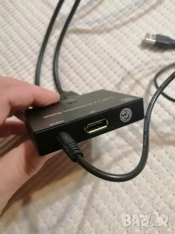 Двупосочен DisplayPort Switch, снимка 3 - Кабели и адаптери - 52924635