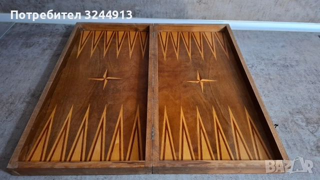 Стара дървена табла за игра , снимка 3 - Шах и табла - 52850307