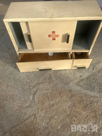 Аптечка ТКЗС Балкан с. Орешник, снимка 2 - Други - 54082181