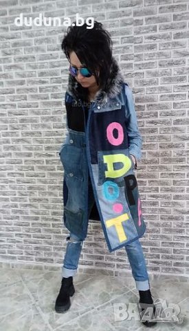 Чаровен дамски елек с букви дънков модел с пух "есен зима"!, снимка 2 - Палта, манта - 38451255