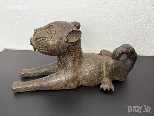 Бронзова скулптура на Бенински Леопард. №7451, снимка 2 - Антикварни и старинни предмети - 51975435