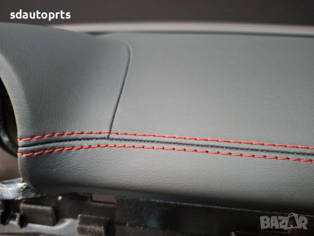 Ново Кожено Табло с Червен шев Mercedes W206 AMG A2066802707 HUD, снимка 8 - Части - 53896384
