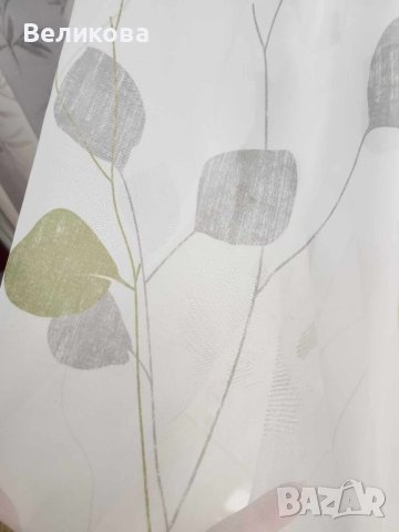 модел за тънко перде на сиви и зелени листенца , снимка 1 - Пердета и завеси - 44238866