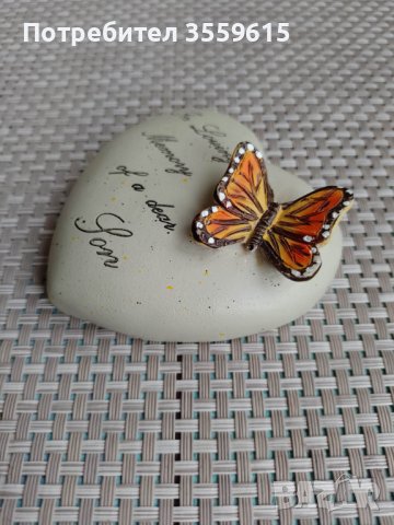 порцеланов сувенир сърце и пеперуда. От Англия, снимка 2 - Декорация за дома - 40503110