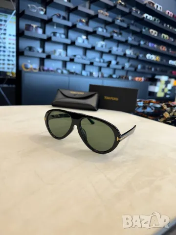 очила с калъф Tom Ford , снимка 2 - Слънчеви и диоптрични очила - 50369633