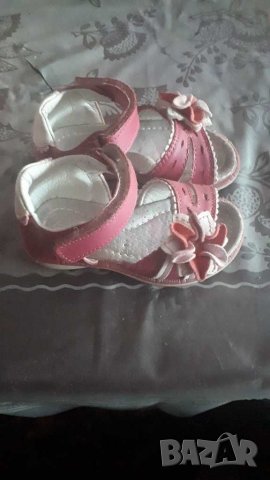 Сандали за момиче , снимка 2 - Детски сандали и чехли - 31467639