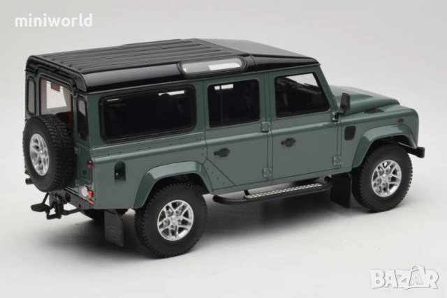 Land Rover Defender 3 Station Wagon 2016 - мащаб 1:18 на GT Spirit моделът е нов в кутия, снимка 2 - Колекции - 53333154