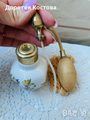 AYNSLEY красиво шише за парфюм от Англия от фин костен порцелан , снимка 5 - Антикварни и старинни предмети - 53881760
