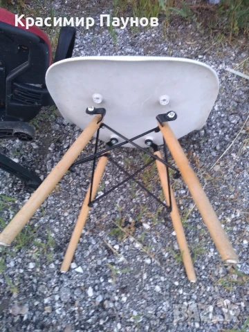  6 броя столове и една стойка ,за ремонт / части ., снимка 15 - Столове - 50920280