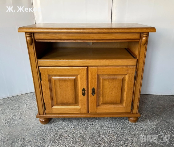 Масивен Тв шкаф