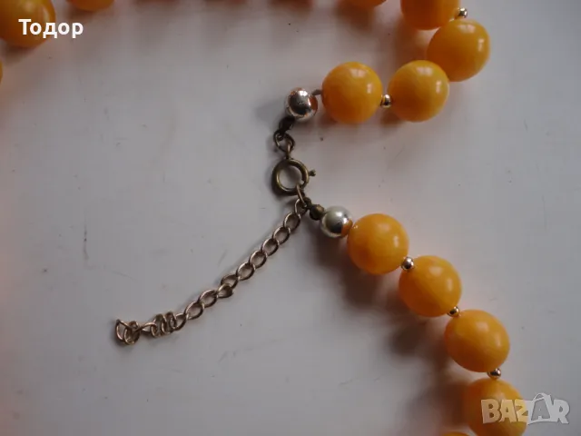 Страхотно колие гердан бакелит , снимка 4 - Колиета, медальони, синджири - 49148366