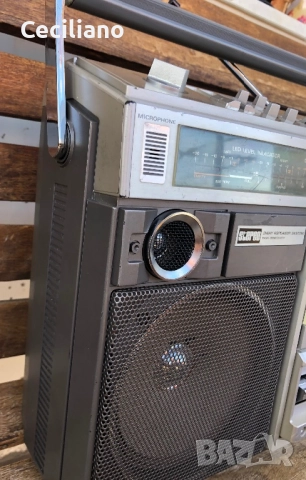 Радиокасетофон Hitachi TRK-8190 – Топ!, снимка 9 - Радиокасетофони, транзистори - 52774196