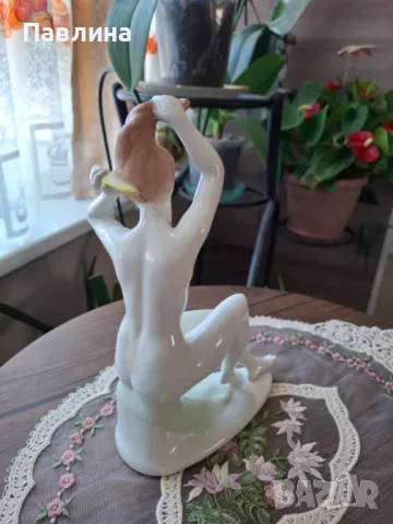 Унгарска порцеланова фигурка, снимка 3 - Фигурки - 49083797