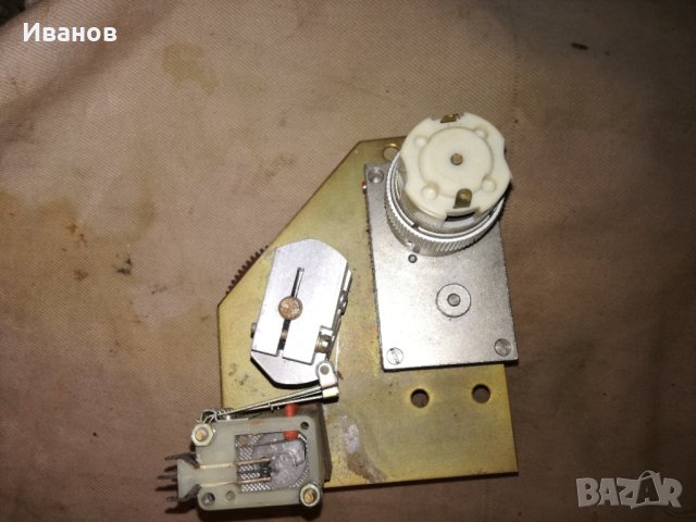 Електромеханични таймери, снимка 2 - Друга електроника - 40795792