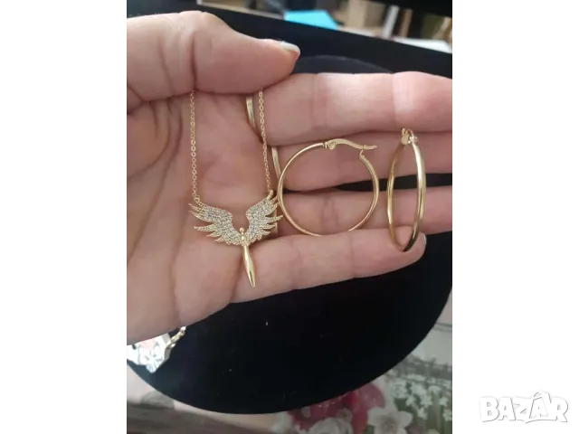 бижутерийни комплекти с парфюми, снимка 14 - Бижутерийни комплекти - 50438638