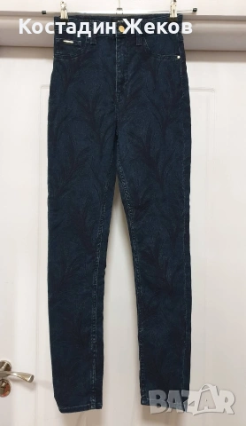 Дамски оригинални дънки Guess Super HIGH RISE  . Като нови. , снимка 3 - Дънки - 54129948