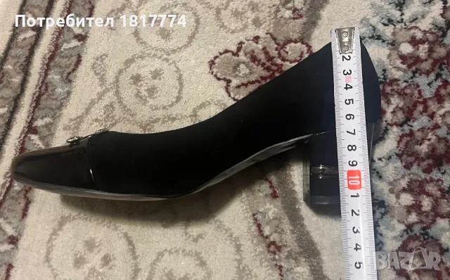 Продавам дамски велурени обувки, снимка 4 - Дамски елегантни обувки - 47514147