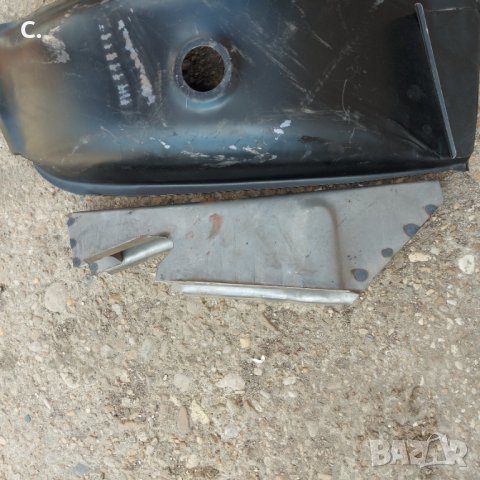 Легенчета за резервоара и резервна гума за лада и жигули 2101.2107 , снимка 2 - Части - 37612789
