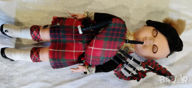Кукли в национална носия , снимка 5 - Декорация за дома - 47815920