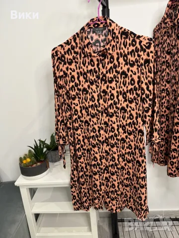 Налична рокля в два размера S и М, снимка 4 - Рокли - 48152496