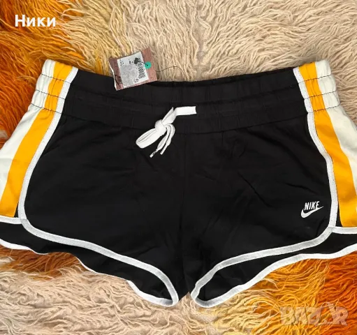 Nike-нови къси панталонки