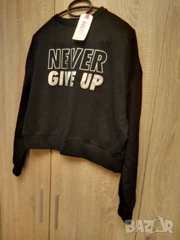 Дамски суичър. Друга блуза