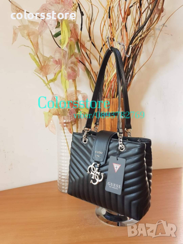 Черна чанта Guess кодSG33F, снимка 2 - Чанти - 44741900