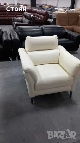 Светло кремав кожен фотьойл, снимка 4 - Дивани и мека мебел - 40431179