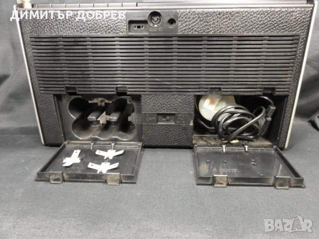 GRUNDIG CONCERT BOY 1100 СТАР РЕТРО ТРАНЗИСТОР РАДИО, снимка 5 - Радиокасетофони, транзистори - 50820294
