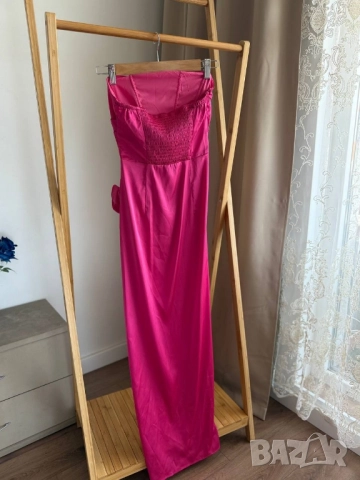 дълга рокля с 3Д роза , снимка 3 - Рокли - 51599697