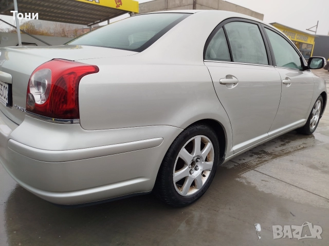 Продавам Тойота Авенсис 1,8 газ/бензин , снимка 5 - Автомобили и джипове - 52648984