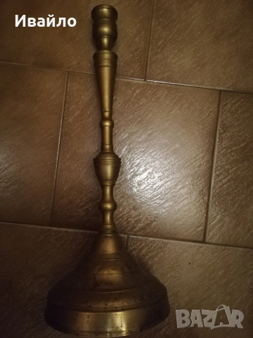 Свещник меден